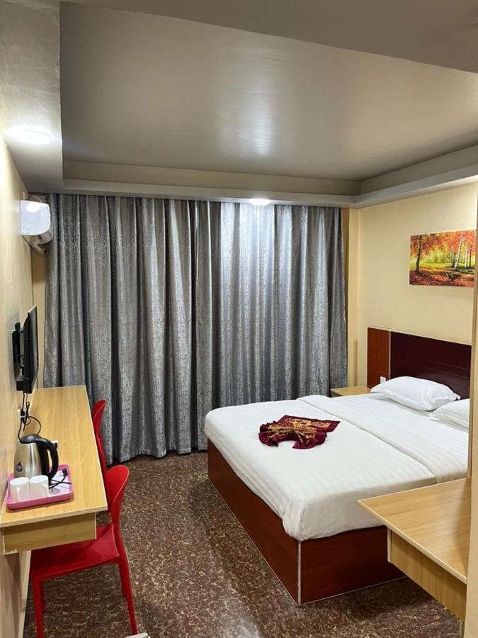 Eastern Plaza Hotel Джуба Экстерьер фото