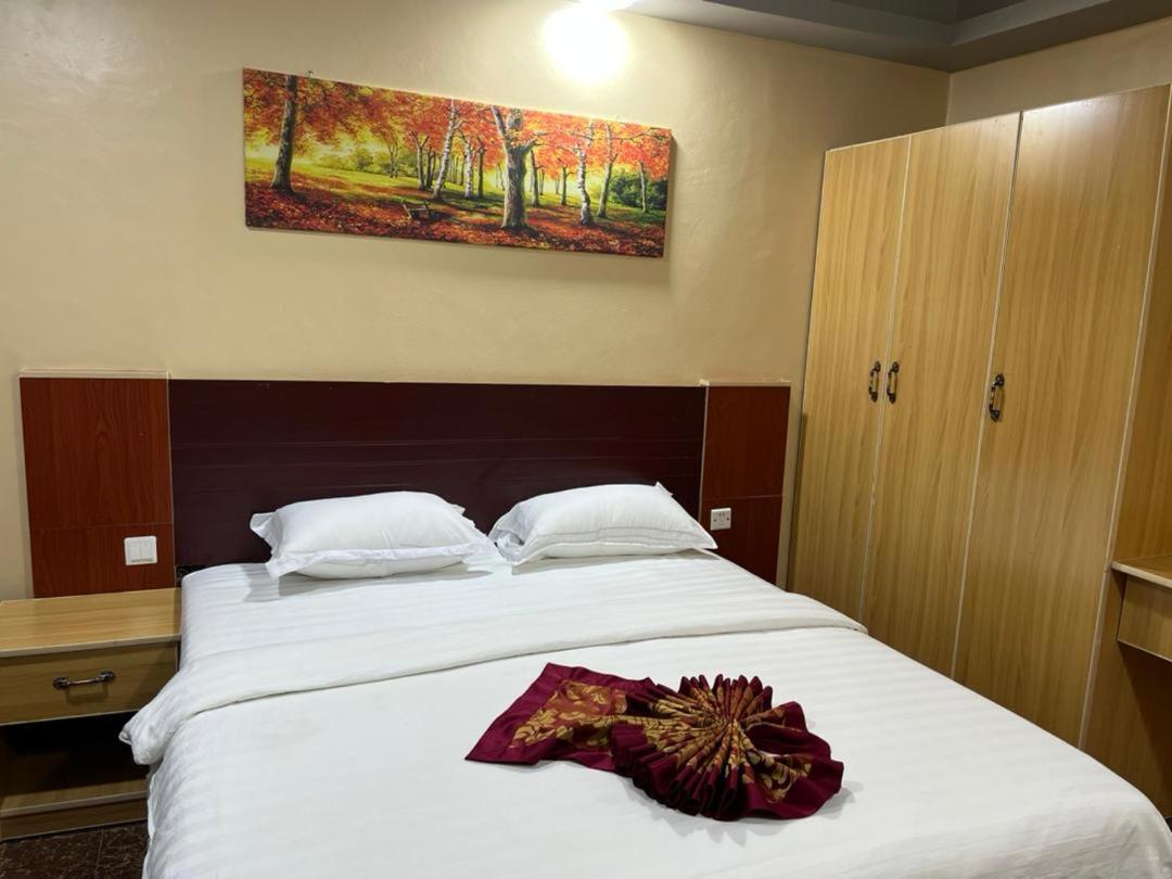Eastern Plaza Hotel Джуба Экстерьер фото